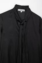 Load image into Gallery viewer, Autumn Women Casual Elegant Graceful Bowknot Decoration Shirt