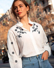 Load image into Gallery viewer, Spring Autumn Embroidery Branch Floral Loose Collared Women Shirt Long Sleeve