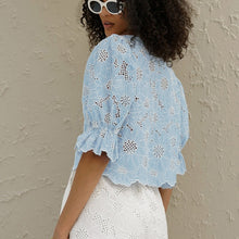 Load image into Gallery viewer, Women Embroidery Short Shirt Flared Sleeves Cropped Exposed Shirt Top