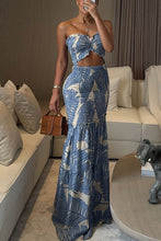Load image into Gallery viewer, Spring Summer Halterneck Printed Pleated Dress Casual Loose Vacation Dress