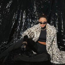 Load image into Gallery viewer, Winter Leopard Print Women Coat Mid Length Collar Leather Fur Coat