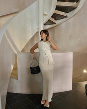 Load image into Gallery viewer, Sleeveless Vest Pocket Knitted Vest Split High Waist Skirt Casual Old Money Knitting Suit