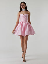 Load image into Gallery viewer, Women's dress pleated suspender dress